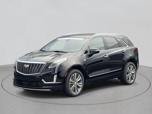 Certified 2025 Cadillac XT5 Premium Luxury w/ Technology Package AWD/4WD image 1