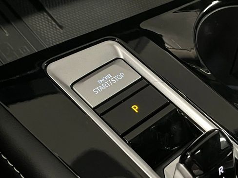 New 2026 Volkswagen Atlas SEL Premium R-Line image 17