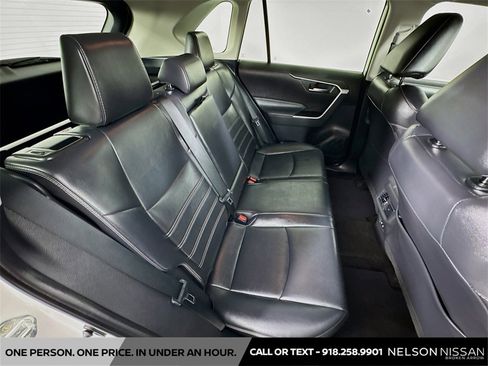 Used 2020 Toyota RAV4 XLE Premium image 26