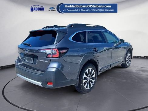 Certified 2025 Subaru Outback Limited AWD/4WD image 5