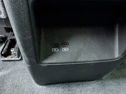 Used 2024 Honda Prologue EX image 16