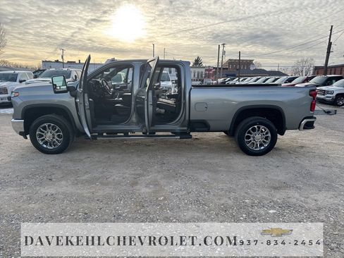 Used 2024 Chevrolet Silverado 3500 LTZ w/ LTZ Plus Package image 28
