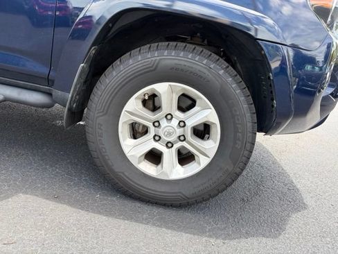 Used 2015 Toyota 4Runner SR5 Premium AWD/4WD image 7