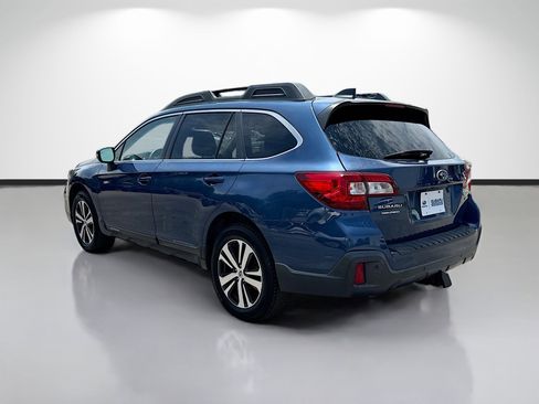 Used 2019 Subaru Outback 3.6R Limited AWD/4WD image 5