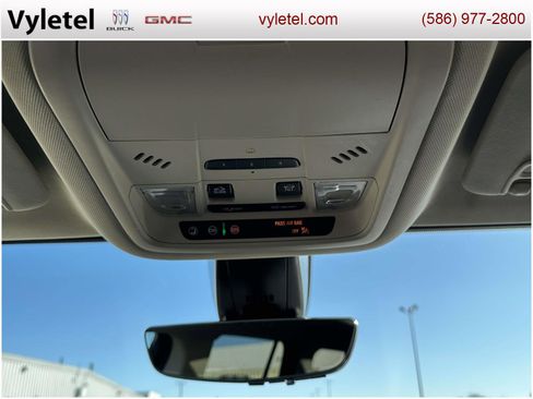 Certified 2023 GMC Acadia Denali w/ Denali Ultimate Package image 33