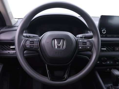 Certified 2025 Honda Accord SE image 13