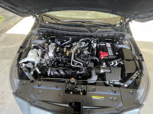 Used 2025 Nissan Altima 2.5 SV image 32