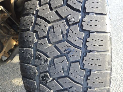 Used 2016 GMC Yukon XL Denali w/ Open Road Package image 17