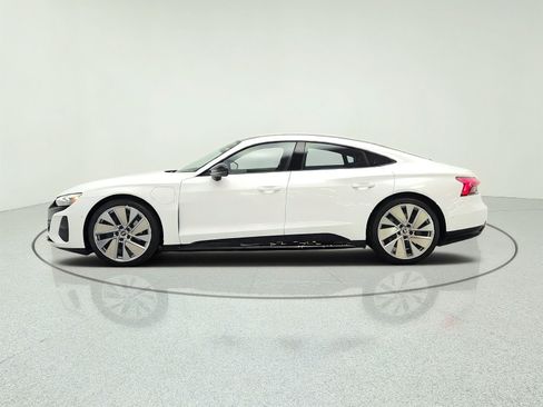 Used 2022 Audi e-tron GT Prestige w/ Prestige Package AWD/4WD image 8