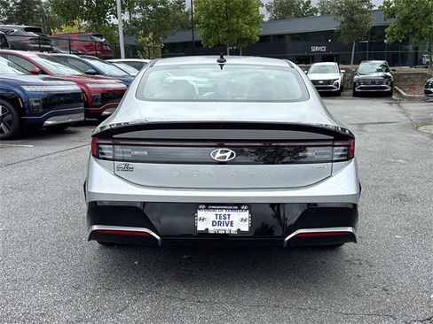 New 2025 Hyundai Sonata SEL image 6