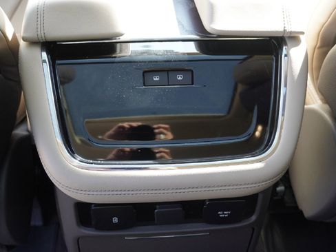 Used 2023 Lincoln Navigator Reserve image 28