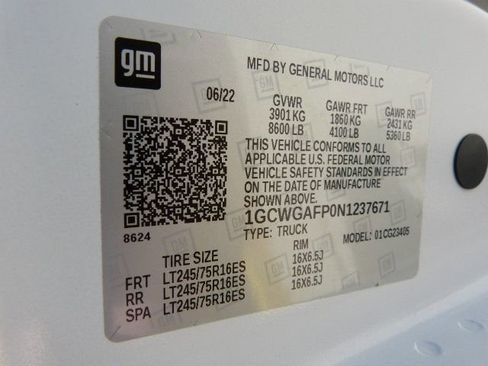 Used 2022 Chevrolet Express 2500 w/ Driver Convenience Package image 37