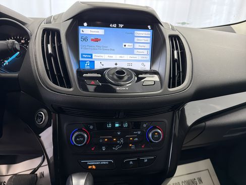 Used 2017 Ford Escape Titanium AWD/4WD image 10