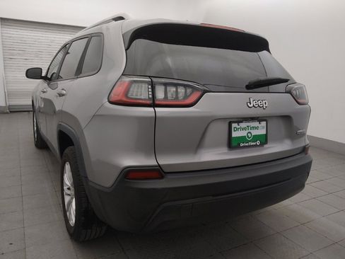 Used 2020 Jeep Cherokee Latitude FWD image 5