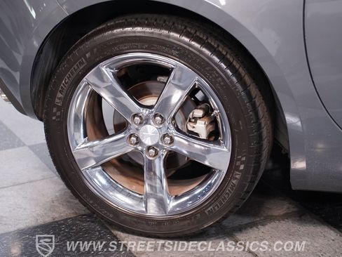 Used 2008 Pontiac Solstice GXP w/ Premium Package RWD image 40