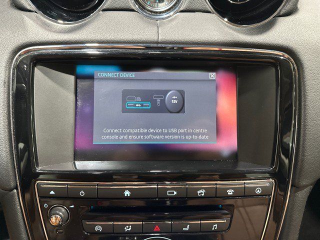 Used 2016 Jaguar XJ R-Sport RWD image 71