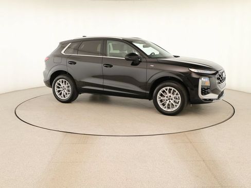 New 2026 Audi Q3 quattro 2.0T AWD/4WD image 9
