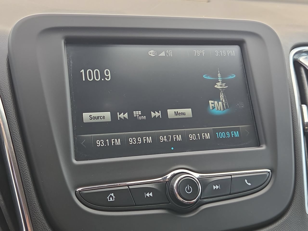 Used 2018 Chevrolet Malibu LT FWD image 29