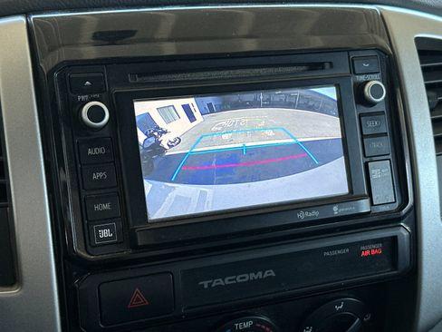 Used 2015 Toyota Tacoma PreRunner w/ TRD Sport Package image 16