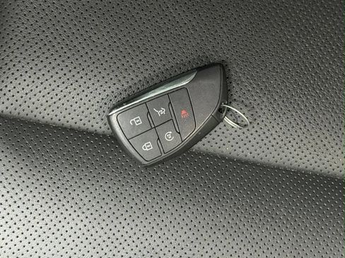 Used 2023 Buick Envision Essence FWD image 94