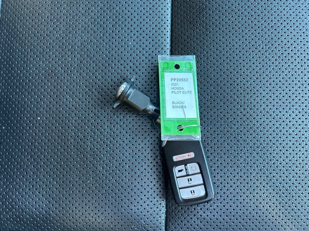 Used 2021 Honda Pilot Elite image 26