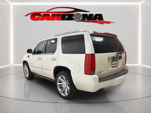 Used 2013 Cadillac Escalade Platinum AWD/4WD image 7