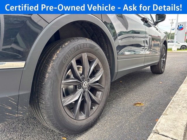 Certified 2024 Volkswagen Tiguan SE w/ Panoramic Sunroof Package AWD/4WD image 20