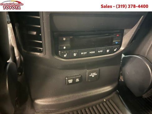 Certified 2024 Toyota Sequoia Platinum image 16