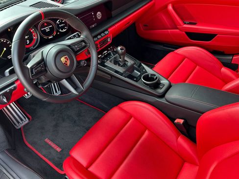 Certified 2022 Porsche 911 GT3 RWD image 4