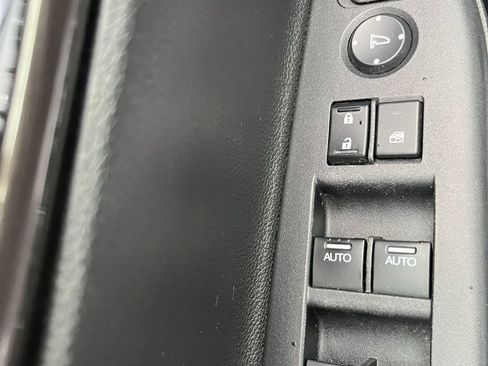 Used 2016 Honda Accord EX-L image 16