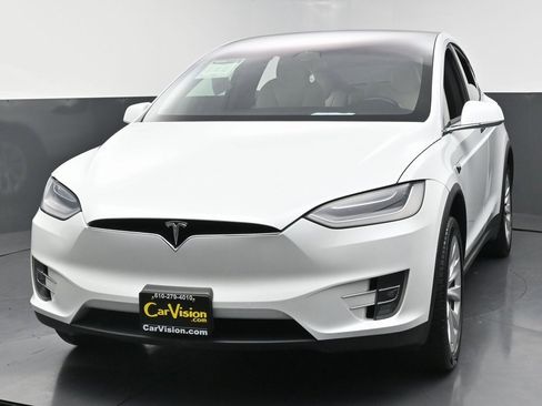 Used 2021 Tesla Model X Long Range image 6