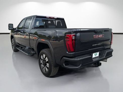 Used 2025 GMC Sierra 2500 Denali w/ Denali Reserve Package AWD/4WD image 3