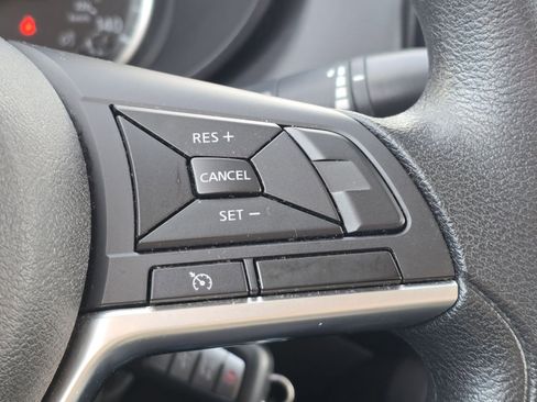 Used 2022 Nissan Versa S image 26