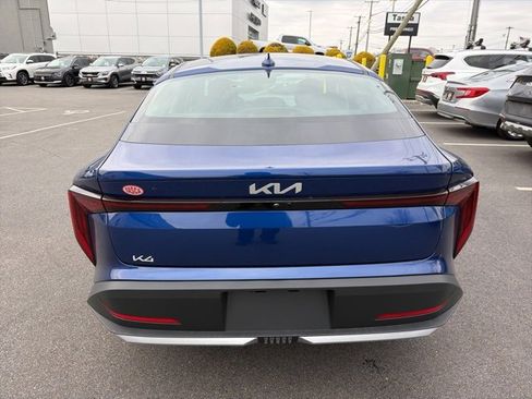 New 2025 Kia K4 LXS image 4