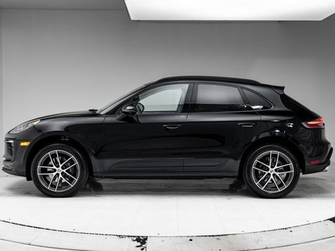 Certified 2026 Porsche Macan AWD/4WD image 2