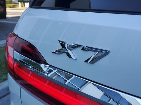 Used 2019 BMW X7 xDrive50i w/ Dynamic Handling Package image 29