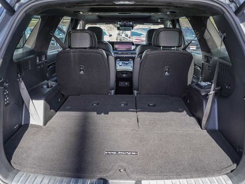 Used 2023 Hyundai Palisade Calligraphy image 26