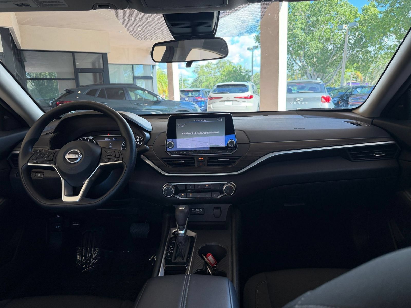 Used 2026 Nissan Altima 2.5 SV FWD image 27