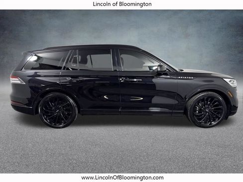 Used 2024 Lincoln Aviator Black Label w/ Jet Package AWD/4WD image 9