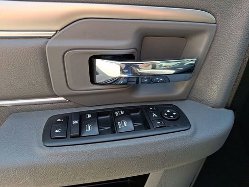 Used 2018 RAM 1500 Big Horn image 13