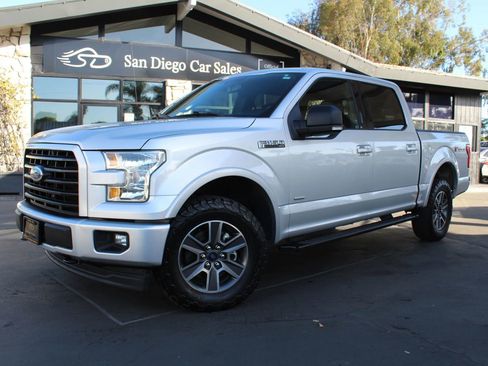 Used 2017 Ford F150 XLT w/ Equipment Group 302A Luxury AWD/4WD image 1