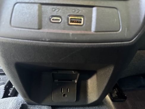 Used 2026 Chevrolet Colorado LT w/ LT Convenience Package AWD/4WD image 22