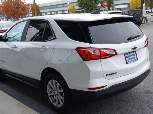 Used 2021 Chevrolet Equinox LS w/ LPO, Blackout Package image 5