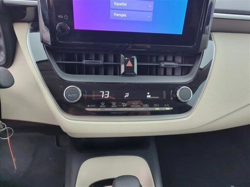Certified 2023 Toyota Corolla LE image 18