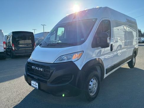 Used 2023 RAM ProMaster 2500 FWD image 4
