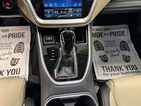 Used 2025 Subaru Outback Limited image 8