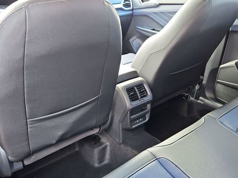 New 2026 Volkswagen Taos SEL AWD/4WD image 18