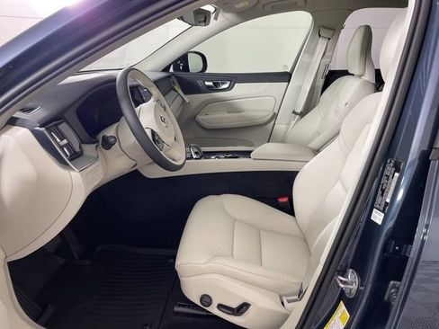 Used 2025 Volvo XC60 T8 Plus w/ Protection Package Premier AWD/4WD image 19