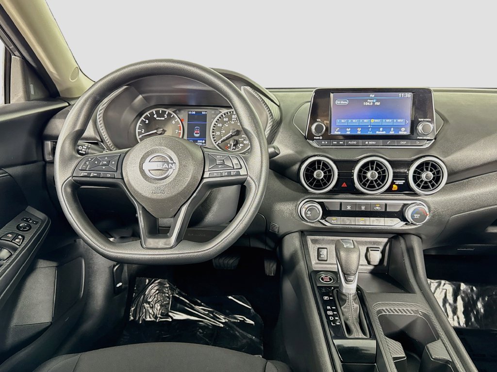 Used 2025 Nissan Sentra S FWD image 15
