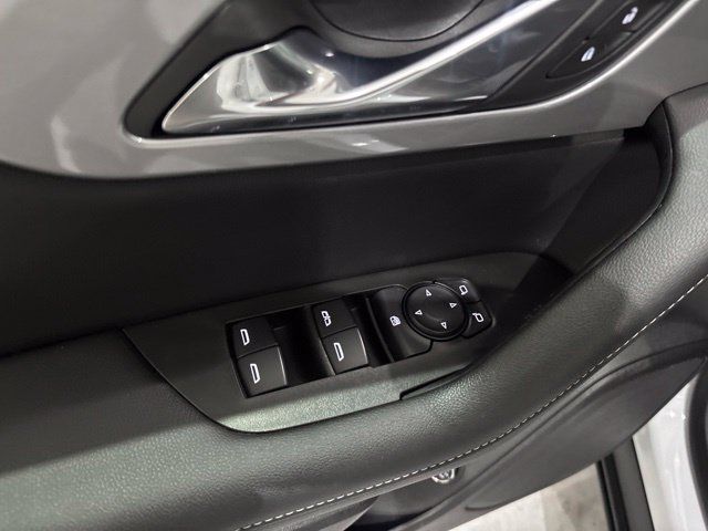 Used 2025 Chevrolet Blazer LT w/ Convenience Package AWD/4WD image 15
